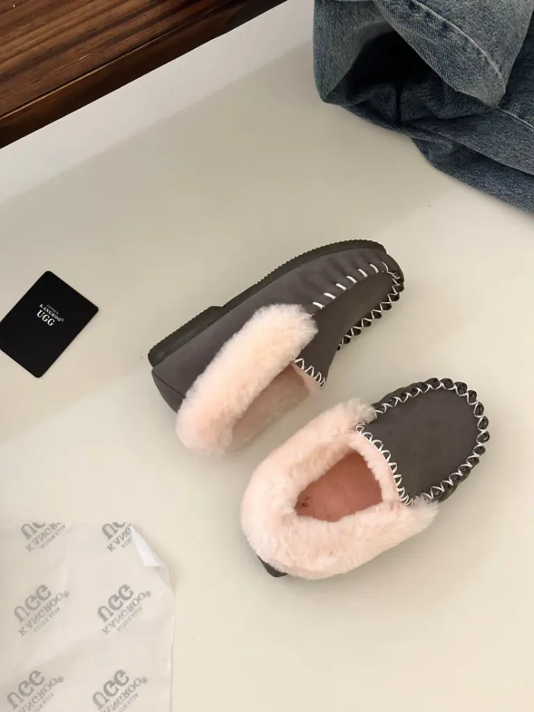 0742 mocassin-grey-pink-wool-12.webp