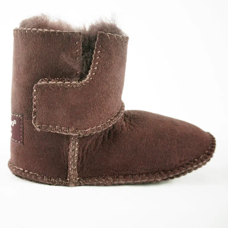 0766 baby-ugg_sheepskin-baby-booties-brown.webp