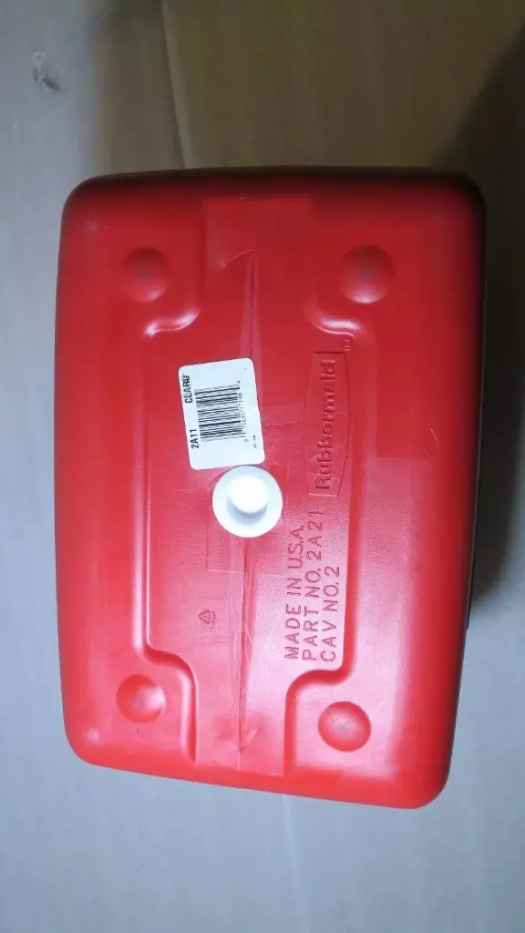 34702 Rubbermaid-ice-chest-cooler-10-quart-red (3).webp