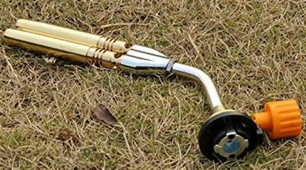 29686 twin-flame-industrial-butane-gas-blow-torch-5.webp