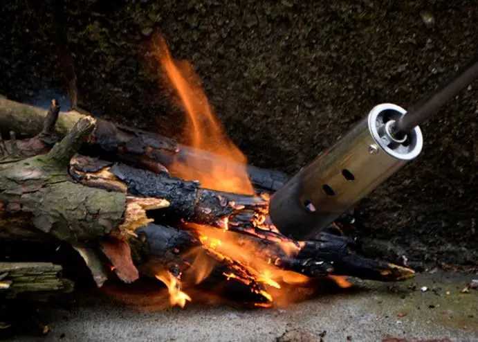 29684 industrial-strength-butane-gas-blow-torch-flame-thrower-7.webp