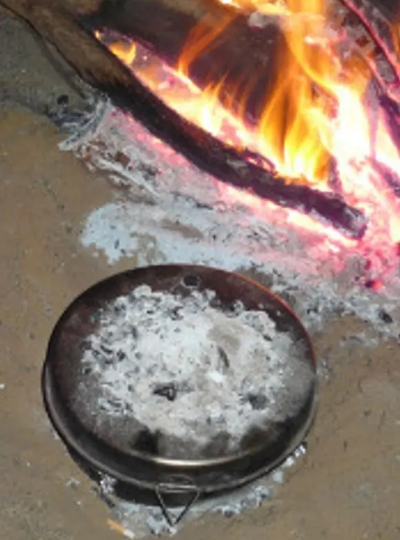 29510 bedourie-oven-spun-steel-dr-livingstone-2.webp