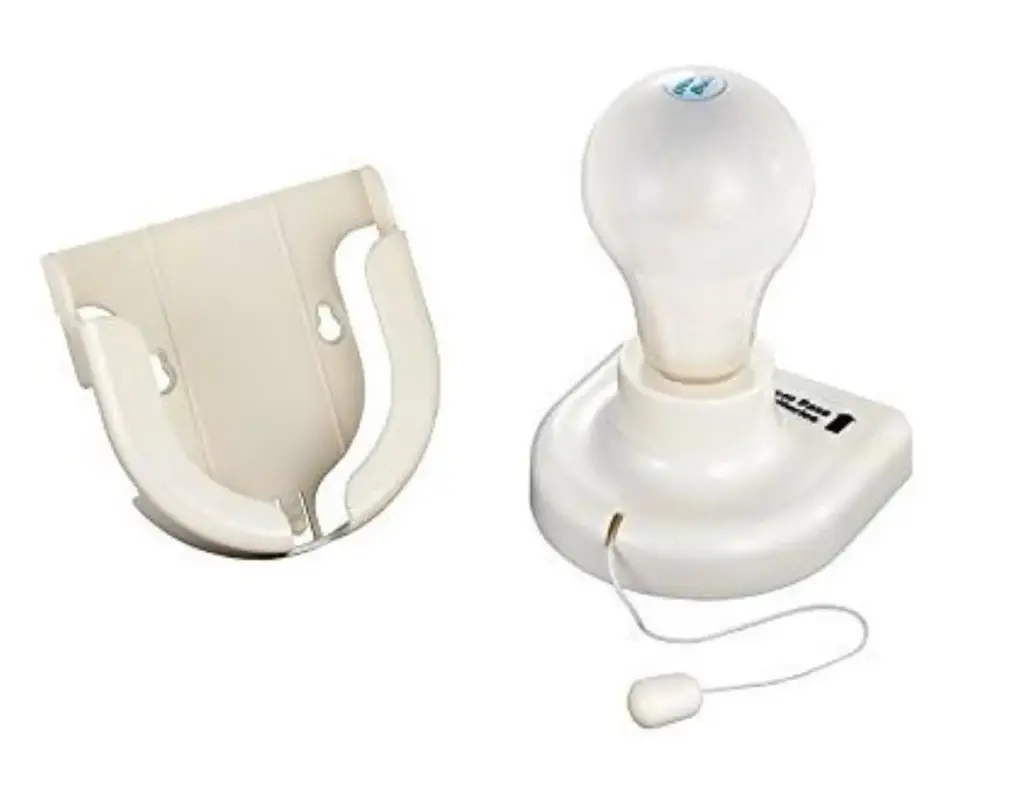  3 LED Pull String Globe Light