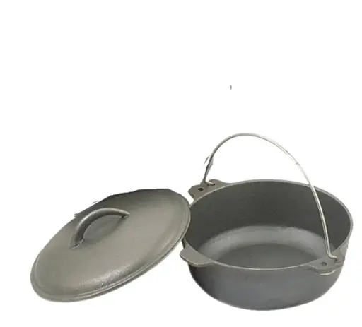 [29401]  2 qt Cast Iron Dutch Oven